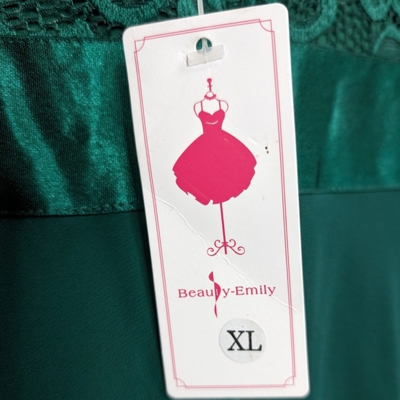 Beauty Emily | Emerald Deep V-Neck Lace Top Midi Length Flowy Skirt Formal Dress - Picture 9 of 12